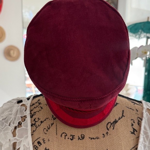 Red Baker Boy Cap - Women\'s Fashion Accessory main image 5